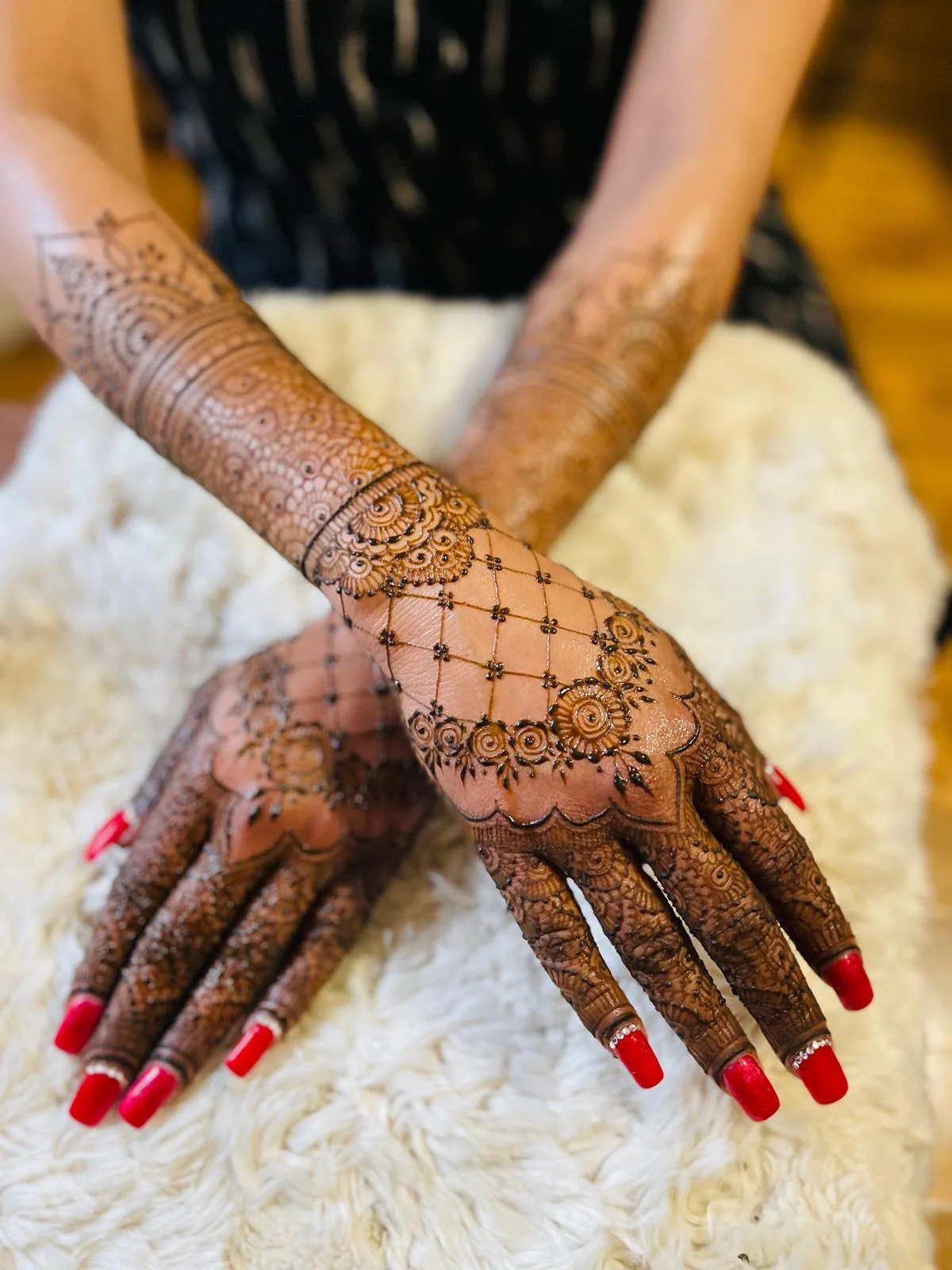 Bridal henna design 8 of 19