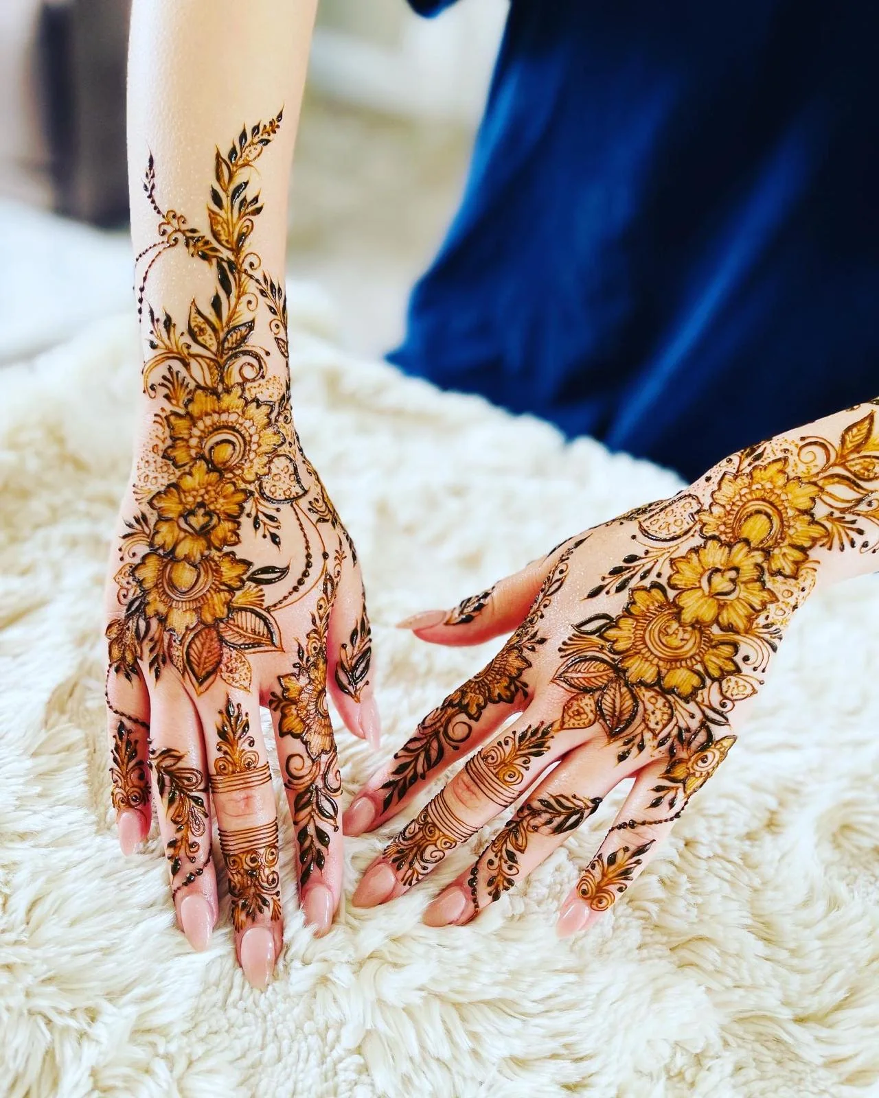 Party henna design 3 of 19