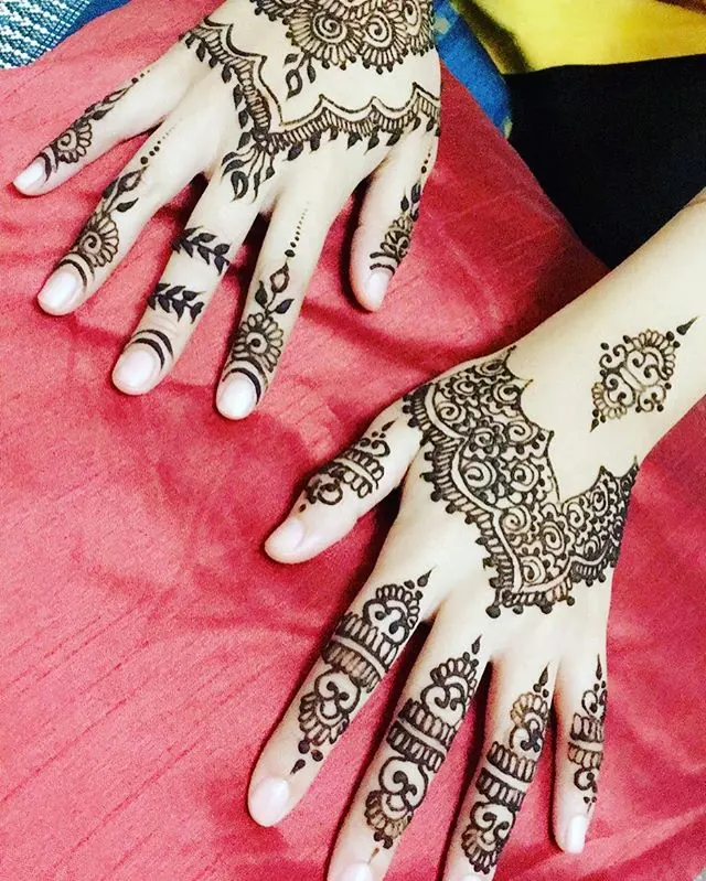Eid Mubarak henna