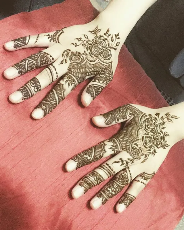 Party henna guest 6