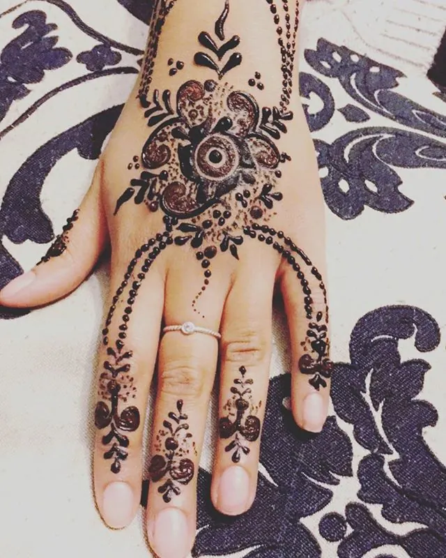 Henna tag design 5